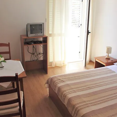 Hotel Jurica 3*